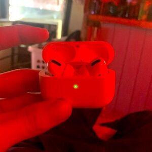 AirPods